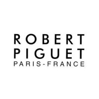 Robert Piguet -  simplicity and an unerring sense of style.